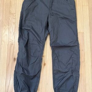 Hollister Woman’s Dark Gray Cargo Pants